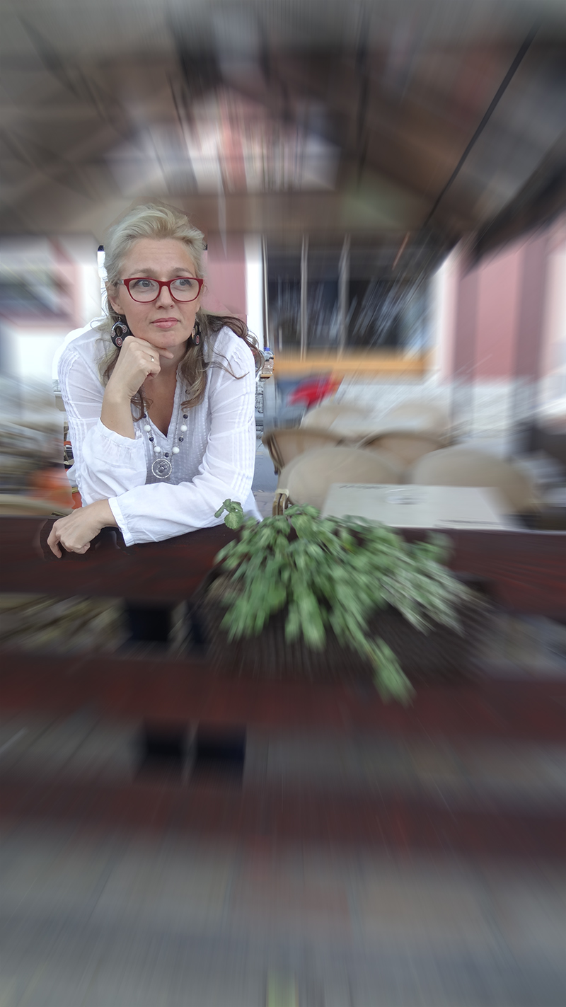 OBIČNO SE PITA ŽENSKA STRANA OBIČNO SE PITA ŽENSKA STRANA
