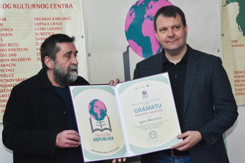 Игору Мировићу уручена Грамата Песничке републике Игору Мировићу уручена Грамата Песничке републике