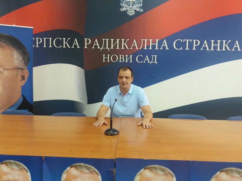 „ИГОР МИРОВИЋ ЈЕДВА ДОЧЕКАО ДА УКИНЕ НАКНАДУ ЗА ТРЕЋЕ ДЕТЕ!“ „ИГОР МИРОВИЋ ЈЕДВА ДОЧЕКАО ДА УКИНЕ НАКНАДУ ЗА ТРЕЋЕ ДЕТЕ!“