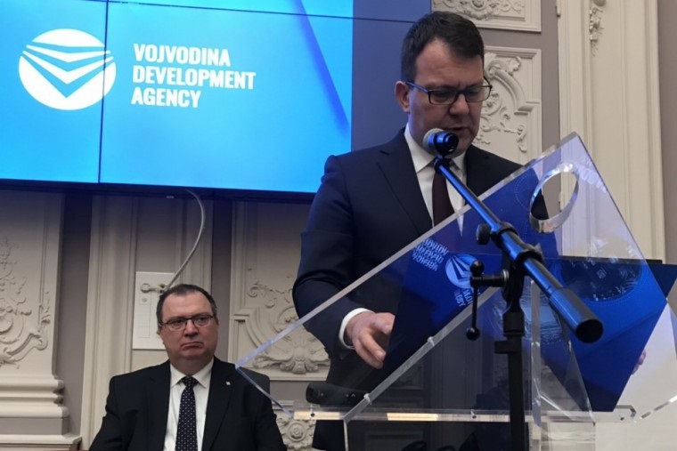 ПРЕДСЕДНИК МИРОВИЋ У ПАРИЗУ ПРЕДСТАВИО ПРИВРЕДНЕ ПОТЕНЦИЈАЛЕ ВОЈВОДИНЕ ПРЕДСЕДНИК МИРОВИЋ У ПАРИЗУ ПРЕДСТАВИО ПРИВРЕДНЕ ПОТЕНЦИЈАЛЕ ВОЈВОДИНЕ