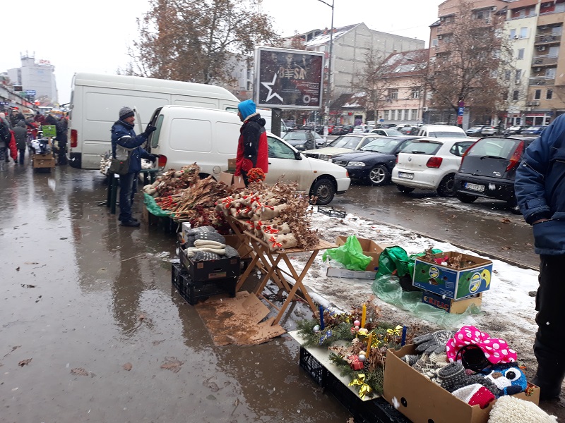 БАДЊИ ДАН И ГУЖВЕ НА НОВОСАДСКИМ ПИЈАЦАМА БАДЊИ ДАН И ГУЖВЕ НА НОВОСАДСКИМ ПИЈАЦАМА
