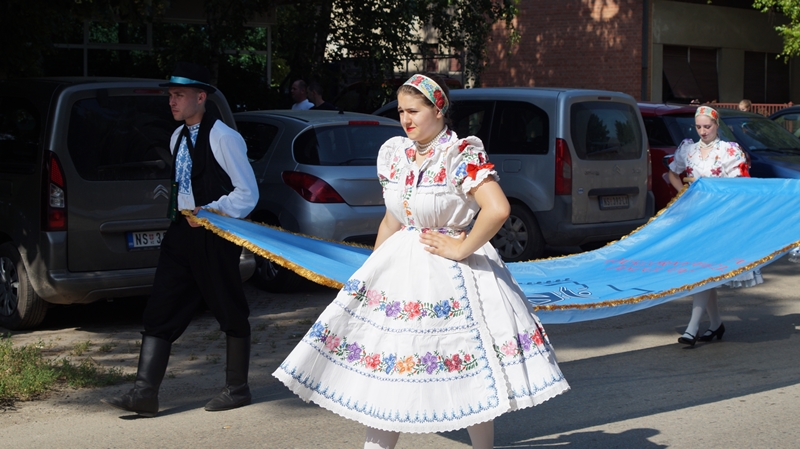 ФЕСТИВАЛ ТАНЦУЈ, ТАНЦУЈ – ПРАЗНИК ЗА ДУШУ У ГЛОЖАНУ ФЕСТИВАЛ ТАНЦУЈ, ТАНЦУЈ – ПРАЗНИК ЗА ДУШУ У ГЛОЖАНУ