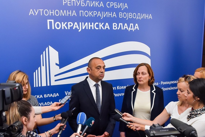 УНАПРЕЂЕЊE САРАДЊЕ ПОКРАЈИНСКЕ ВЛАДЕ И ЕВРОПСКЕ БАНКЕ ЗА ОБНОВУ И РАЗВОЈ – ЕБРД УНАПРЕЂЕЊE САРАДЊЕ ПОКРАЈИНСКЕ ВЛАДЕ И ЕВРОПСКЕ БАНКЕ ЗА ОБНОВУ И РАЗВОЈ – ЕБРД