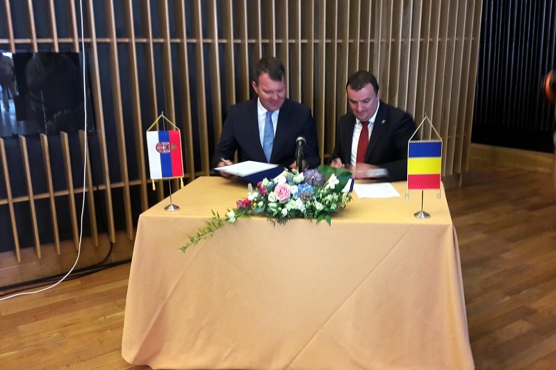 ПОТПИСАНА ДЕКЛАРАЦИЈА О ЗАЈЕДНИЧКИМ НАМЕРАМА ЗА САРАДЊУ АП ВОЈВОДИНЕ И ЖУПАНИЈЕ ТИМИШ ПОТПИСАНА ДЕКЛАРАЦИЈА О ЗАЈЕДНИЧКИМ НАМЕРАМА ЗА САРАДЊУ АП ВОЈВОДИНЕ И ЖУПАНИЈЕ ТИМИШ