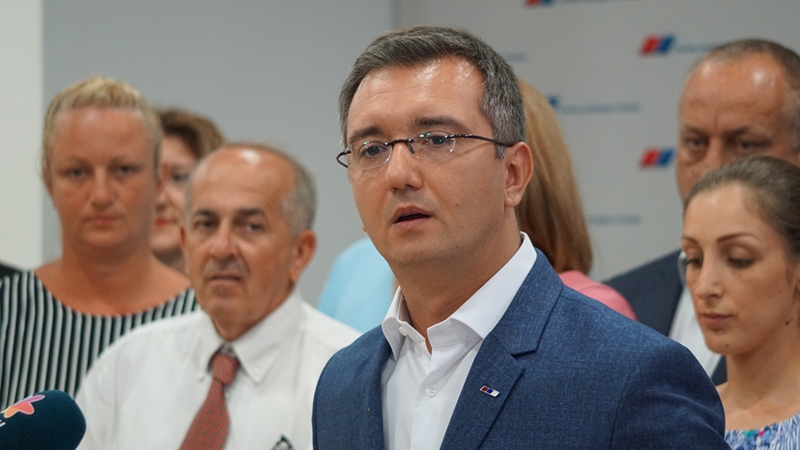 СНС УБЕДЉИВО ПОБЕДИО У БЕГЕЧУ СНС УБЕДЉИВО ПОБЕДИО У БЕГЕЧУ