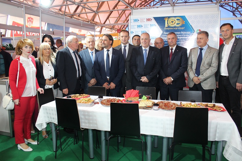ПРИВРЕДНА КОМОРА ВОЈВОДИНЕ НА ПОЉОПРИВРЕДНОМ САЈМУ „ИНТЕРАГРО2019“ У БИЈЕЉИНИ ПРИВРЕДНА КОМОРА ВОЈВОДИНЕ НА ПОЉОПРИВРЕДНОМ САЈМУ „ИНТЕРАГРО2019“ У БИЈЕЉИНИ