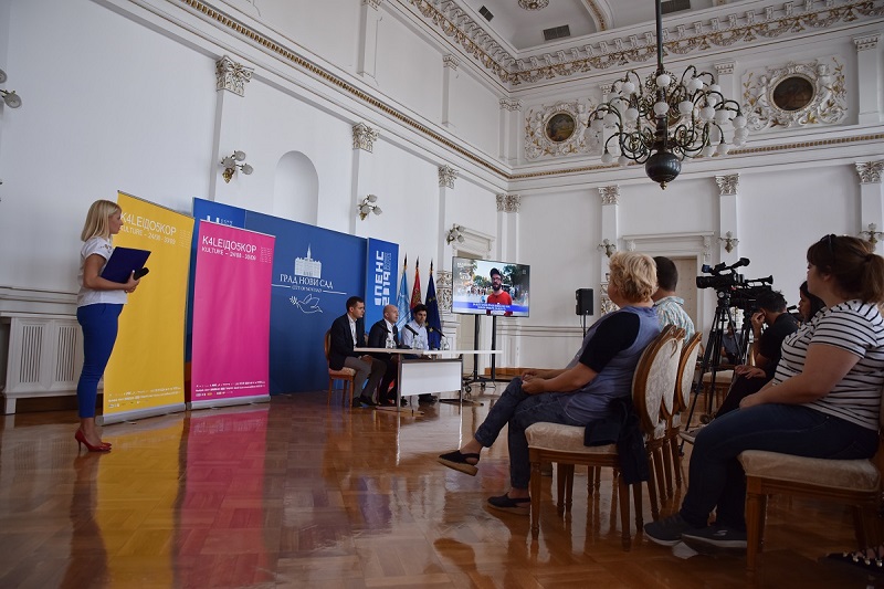 МУЗИЧКИ СПЕКТАКЛ У СУБОТУ НА БУЛЕВАРУ МИХАЈЛА ПУПИНА МУЗИЧКИ СПЕКТАКЛ У СУБОТУ НА БУЛЕВАРУ МИХАЈЛА ПУПИНА
