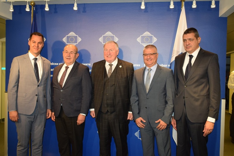ВОЈВОДИНА ПРЕДСТАВИЛА СВОЈЕ ПОТЕНЦИЈАЛЕ НА ЕВРОПСКОЈ НЕДЕЉИ РЕГИОНА И ГРАДОВА У БРИСЕЛУ ВОЈВОДИНА ПРЕДСТАВИЛА СВОЈЕ ПОТЕНЦИЈАЛЕ НА ЕВРОПСКОЈ НЕДЕЉИ РЕГИОНА И ГРАДОВА У БРИСЕЛУ