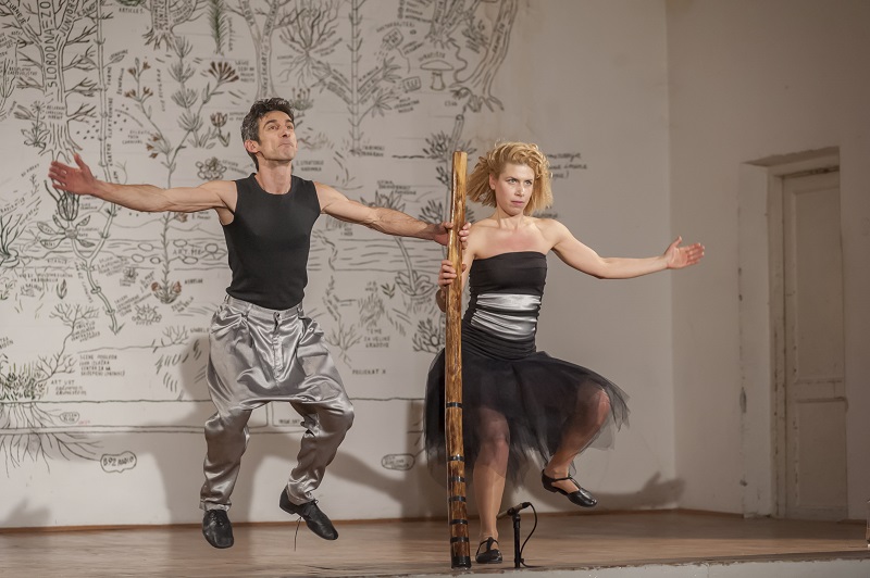 GOSTOVANJA ALICE IN WONDERBAND U OKTOBRU GOSTOVANJA ALICE IN WONDERBAND U OKTOBRU