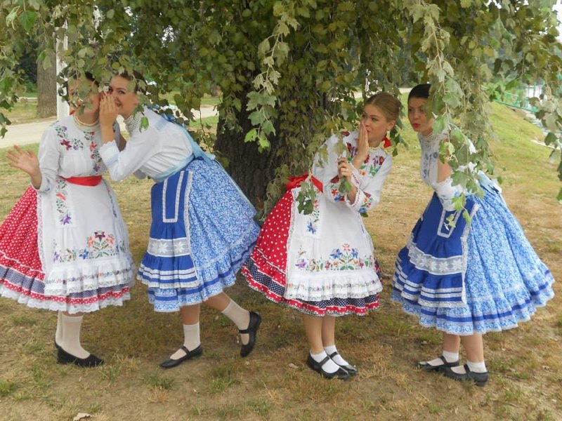KULTURNO-UMETNIČKO DRUŠTVO “SLADKOVIČ” IZ BOLJEVACA / KULTÚRNO UMELECKÝ SPOLOK SLÁDKOVIČ Z BOĽOVIEC KULTURNO-UMETNIČKO DRUŠTVO “SLADKOVIČ” IZ BOLJEVACA / KULTÚRNO UMELECKÝ SPOLOK SLÁDKOVIČ Z BOĽOVIEC