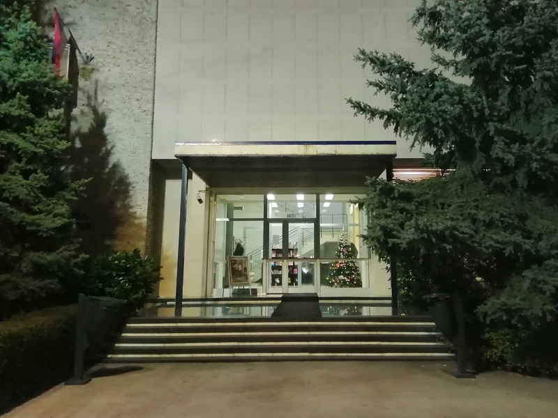 ПРОЈЕКЦИЈА ЕМИСИЈЕ О МИЛАНУ КОЊОВИЋУ У СПОМЕН-ЗБИРЦИ ПАВЛА БЕЉАНСКОГ ПРОЈЕКЦИЈА ЕМИСИЈЕ О МИЛАНУ КОЊОВИЋУ У СПОМЕН-ЗБИРЦИ ПАВЛА БЕЉАНСКОГ