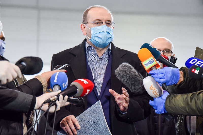 ОПРЕМАЊE ХАЛА „НОВОСАДСКОГ САЈМА“ ЗА ПОТЕНЦИЈАЛНИ ПРИЈЕМ ЛАКШЕ ОБОЛЕЛИХ ОД КОРОНА ВИРУСА ОПРЕМАЊE ХАЛА „НОВОСАДСКОГ САЈМА“ ЗА ПОТЕНЦИЈАЛНИ ПРИЈЕМ ЛАКШЕ ОБОЛЕЛИХ ОД КОРОНА ВИРУСА