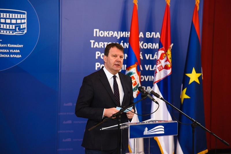 ДО САДА УПЛАЋЕНО 30 МИЛИОНА ДИНАРА ЗА ПОДРШКУ ЗДРАВСТВЕНИМ РАДНИЦИМА У ВОЈВОДИНИ ДО САДА УПЛАЋЕНО 30 МИЛИОНА ДИНАРА ЗА ПОДРШКУ ЗДРАВСТВЕНИМ РАДНИЦИМА У ВОЈВОДИНИ