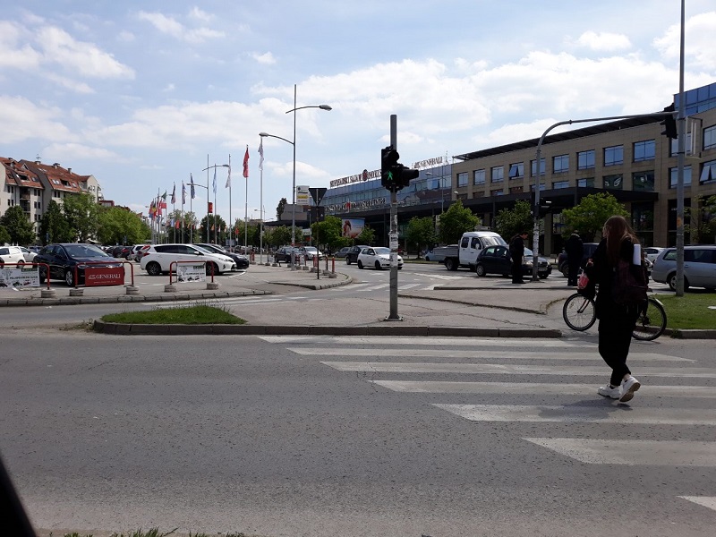 ОБУСТАВЉА СЕ НАПЛАТА ПАРКИРАЊА ОБУСТАВЉА СЕ НАПЛАТА ПАРКИРАЊА