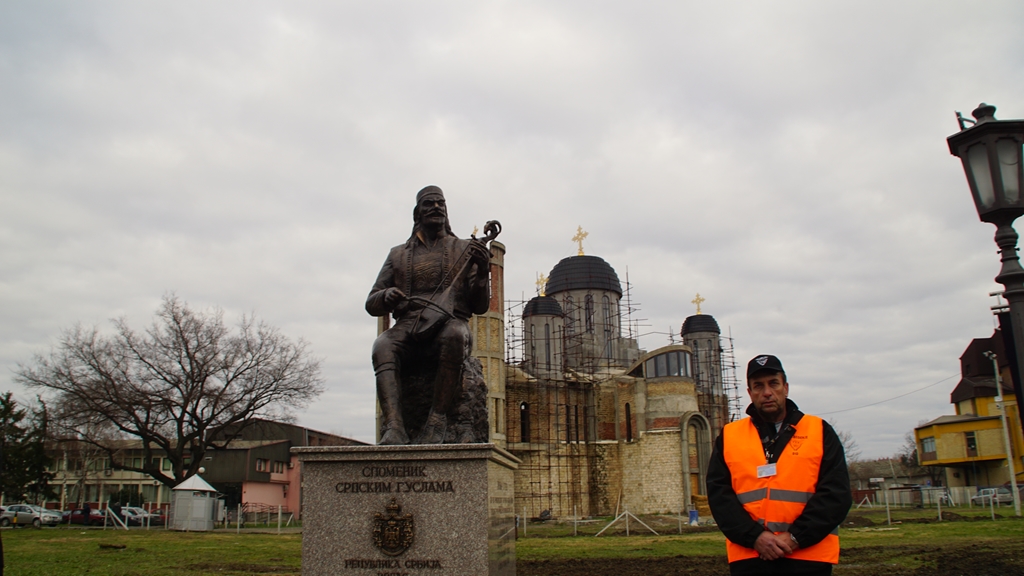 ОТКРИВЕН СПОМЕНИК СРПСКИМ ГУСЛАМА У ВРБАСУ ОТКРИВЕН СПОМЕНИК СРПСКИМ ГУСЛАМА У ВРБАСУ