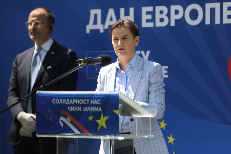 САМО ЗАЈЕДНО МОЖЕМО ДА ПОБЕДИМО ИЗАЗОВНА ВРЕМЕНА САМО ЗАЈЕДНО МОЖЕМО ДА ПОБЕДИМО ИЗАЗОВНА ВРЕМЕНА