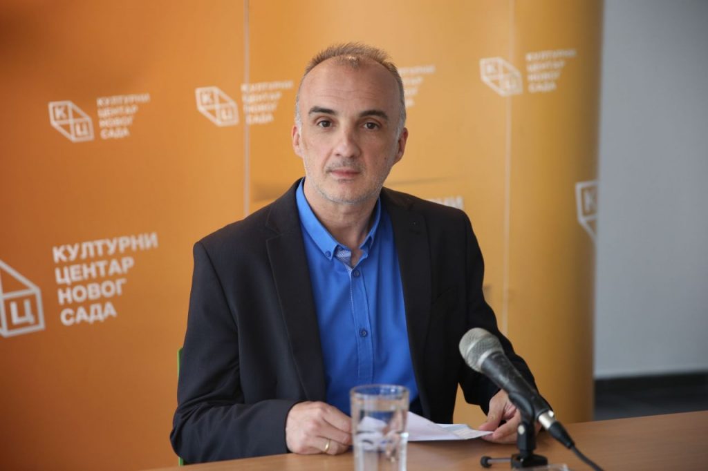 Предавање Милорада Вукашиновића на тему „Геополитика трећег миленијума“ можете погледати 23. јула на Jутјуб каналу КЦНС Предавање Милорада Вукашиновића на тему „Геополитика трећег миленијума“ можете погледати 23. јула на Jутјуб каналу КЦНС