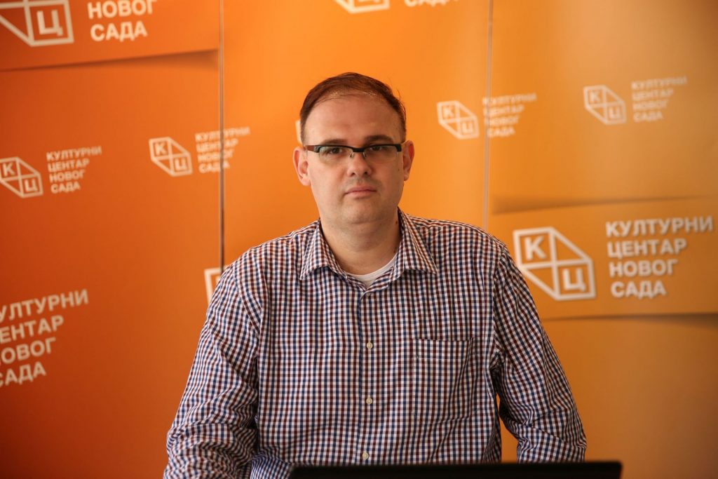 Предавање др Бориса Стојковског на тему „Дукља – Зета – Црна Гора: корени српског идентитета“ можете погледати 18. августа на Jутјуб каналу КЦНС Предавање др Бориса Стојковског на тему „Дукља – Зета – Црна Гора: корени српског идентитета“ можете погледати 18. августа на Jутјуб каналу КЦНС