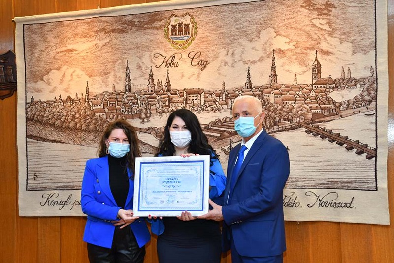 ПРЕДСЕДНИЦИ СКУПШТИНЕ УРУЧЕНА ПОВЕЉА ХУМАНОСТИ УДРУЖЕЊА ЗА БОРБУ ПРОТИВ ДИЈАБЕТЕСА ПРЕДСЕДНИЦИ СКУПШТИНЕ УРУЧЕНА ПОВЕЉА ХУМАНОСТИ УДРУЖЕЊА ЗА БОРБУ ПРОТИВ ДИЈАБЕТЕСА