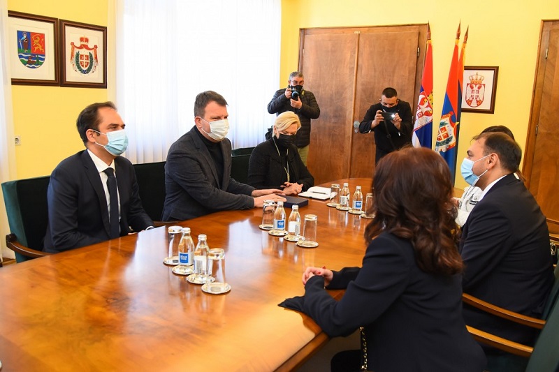 МИРОВИЋУ УРУЧЕНА ПЛАКЕТА ЗА ДОПРИНОС ИНТЕГРАЦИЈИ И УНАПРЕЂЕЊУ ПОЛОЖАЈА РОМА У ВОЈВОДИНИ МИРОВИЋУ УРУЧЕНА ПЛАКЕТА ЗА ДОПРИНОС ИНТЕГРАЦИЈИ И УНАПРЕЂЕЊУ ПОЛОЖАЈА РОМА У ВОЈВОДИНИ