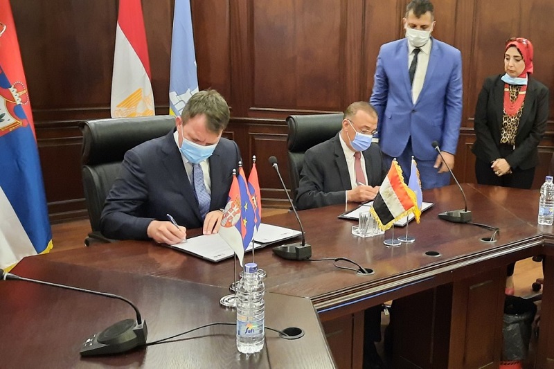 ПОТПИСАНО ПИСМО О НАМЕРАМА ИЗМЕЂУ ГУВЕРНАТА АЛЕКСАНДРИЈЕ И АП ВОЈВОДИНЕ ПОТПИСАНО ПИСМО О НАМЕРАМА ИЗМЕЂУ ГУВЕРНАТА АЛЕКСАНДРИЈЕ И АП ВОЈВОДИНЕ