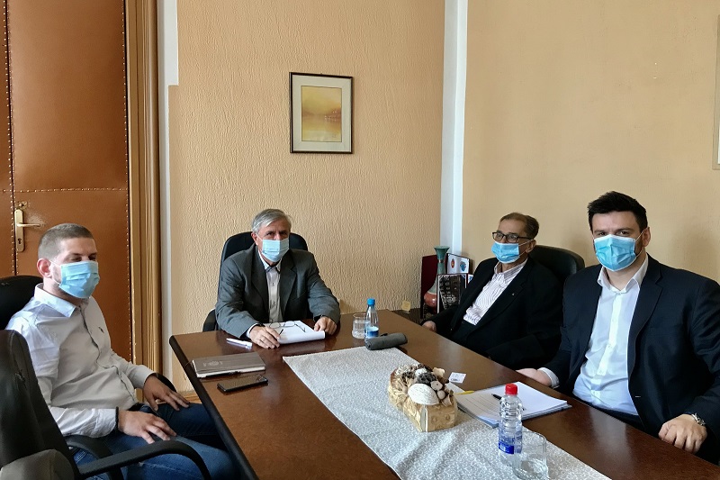 СОФИЋ У СЕНТИ: УЛАГАЊЕМ У ЛОКАЛНЕ САМОУПРАВЕ МОЖЕМО ЗАУСТАВИТИ ОДЛИВ МЛАДОГ СТВАНОВНИШТВА СОФИЋ У СЕНТИ: УЛАГАЊЕМ У ЛОКАЛНЕ САМОУПРАВЕ МОЖЕМО ЗАУСТАВИТИ ОДЛИВ МЛАДОГ СТВАНОВНИШТВА
