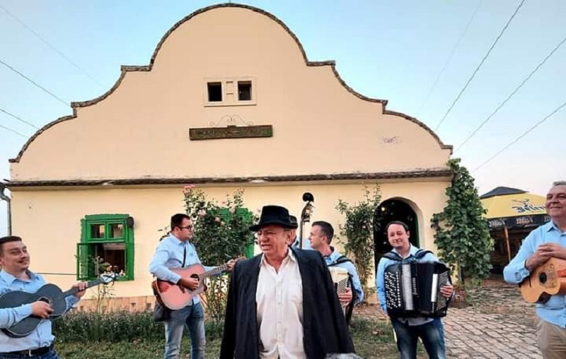 PANČEVO: POVRATAK TRADICIJI ŽIVOTA U RAVNICI UZ „BEĆAR FEST” NA „SEKINOM SALAŠU” PANČEVO: POVRATAK TRADICIJI ŽIVOTA U RAVNICI UZ „BEĆAR FEST” NA „SEKINOM SALAŠU”