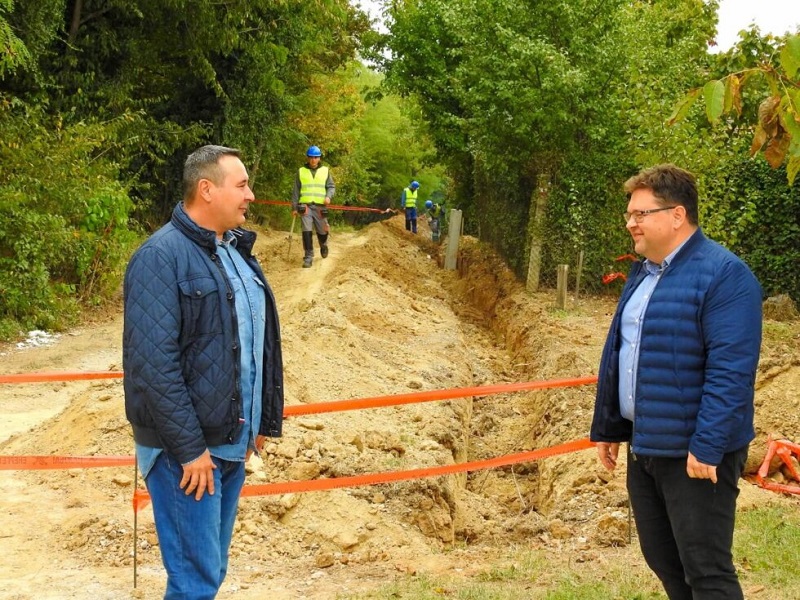 ЕЛЕКТРИФИКАЦИЈА ВИКЕНД НАСЕЉА ЛИПОВАЧА ЕЛЕКТРИФИКАЦИЈА ВИКЕНД НАСЕЉА ЛИПОВАЧА